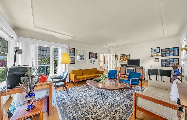 2245 W 22nd Avenue Arbutus
