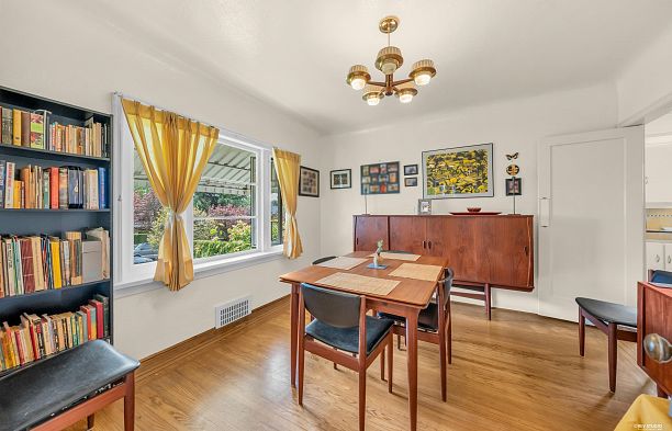 2245 W 22nd Avenue Arbutus