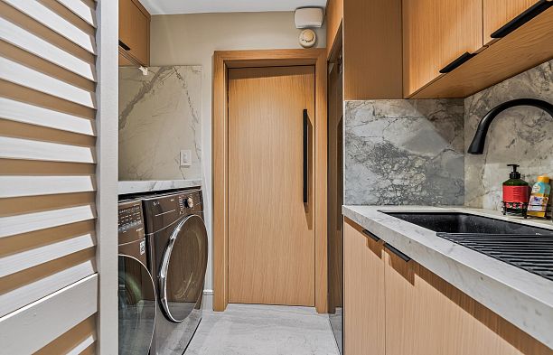 423 Greensboro Place South Cambie