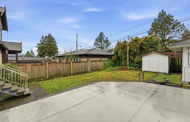 6709 Ash Street South Cambie