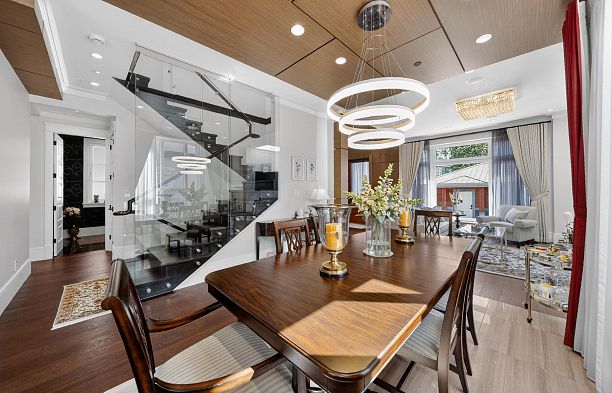 2664 W 22 Avenue Arbutus