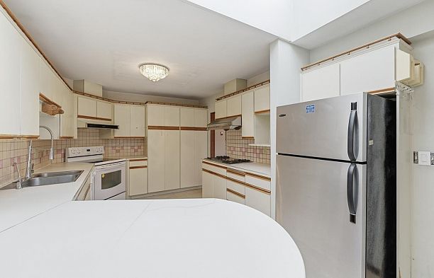 6709 Ash Street South Cambie