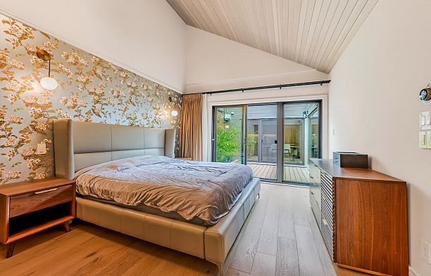 423 Greensboro Place South Cambie