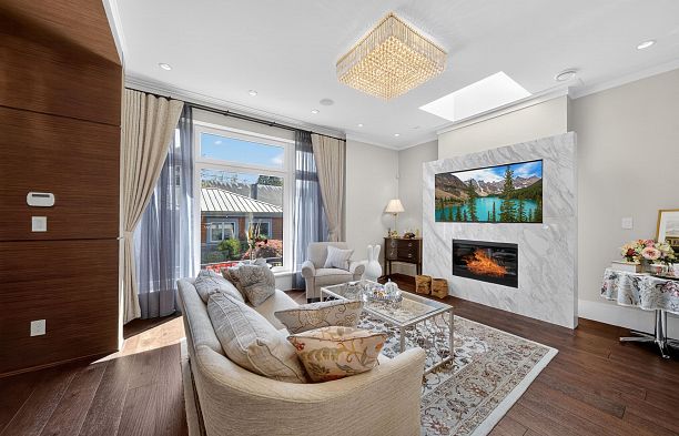 2664 W 22 Avenue Arbutus