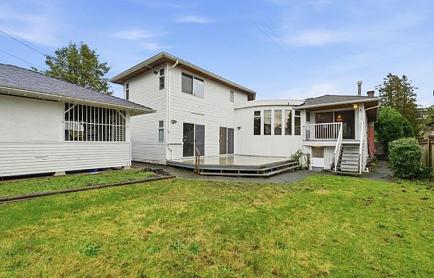 6709 Ash Street South Cambie