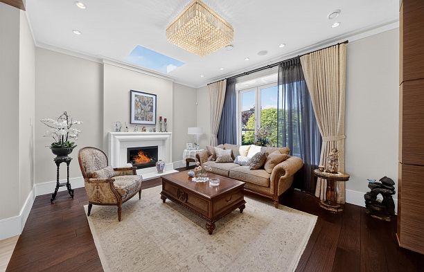 2664 W 22 Avenue Arbutus
