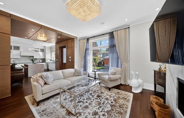2664 W 22 Avenue Arbutus