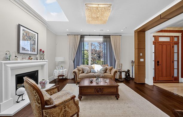 2664 W 22 Avenue Arbutus