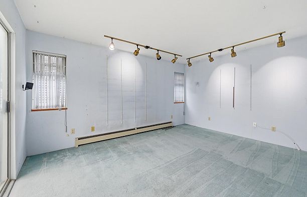 6709 Ash Street South Cambie