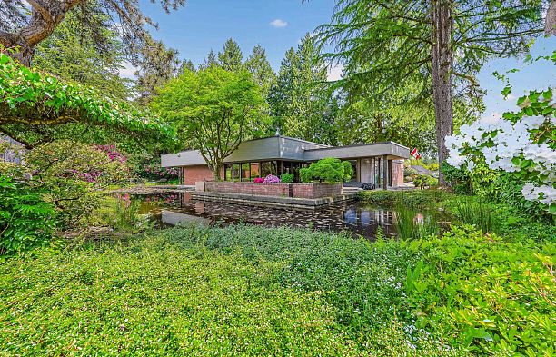 423 Greensboro Place South Cambie