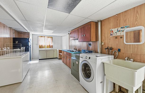 6709 Ash Street South Cambie