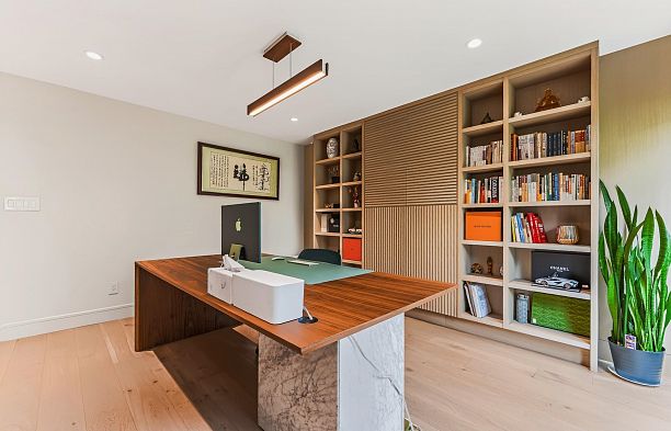 423 Greensboro Place South Cambie