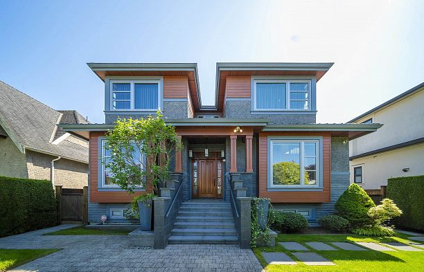 2664 W 22 Avenue Arbutus