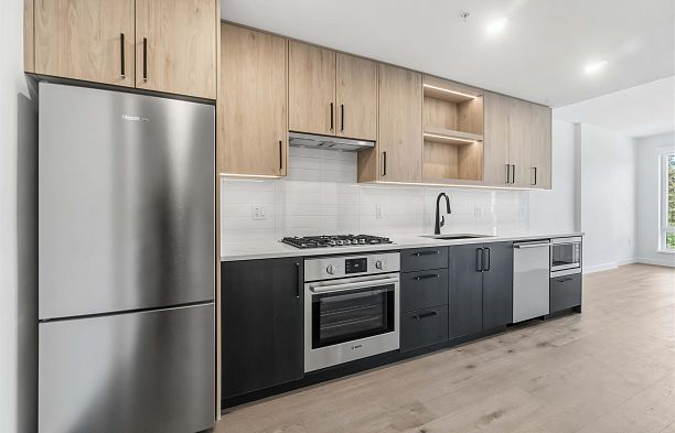 310 6859 Cambie Street South Cambie