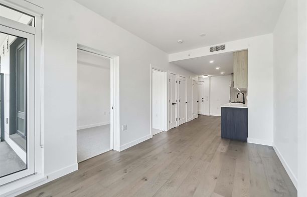 310 6859 Cambie Street South Cambie