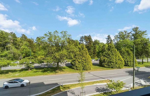 310 6859 Cambie Street South Cambie