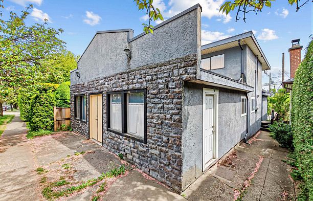 3628 Dunbar Street Dunbar