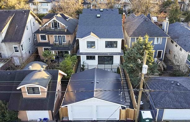 1 3919 W 18th Avenue Dunbar