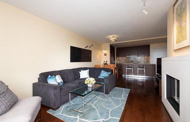 604 6080 Iona Drive University VW