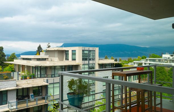 604 6080 Iona Drive University VW