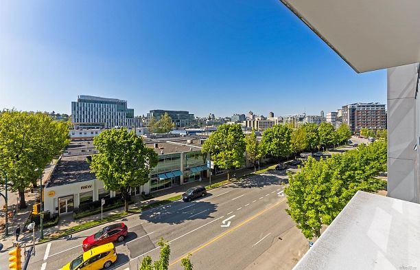 602 1783 Manitoba Street False Creek