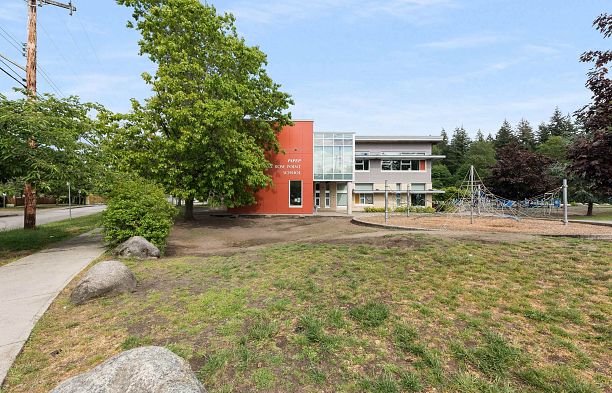 116 2780 Acadia Road University VW