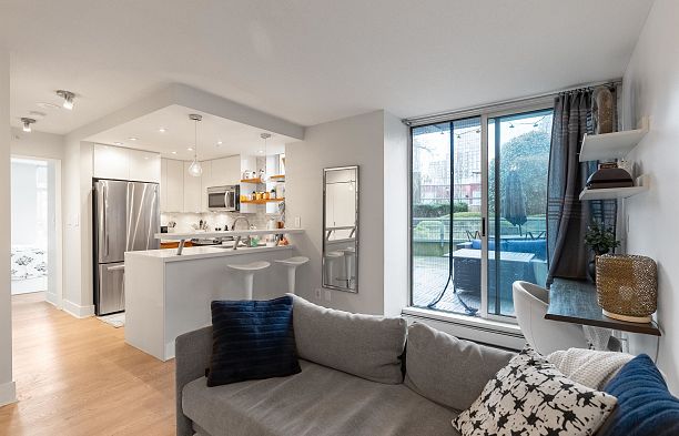 308 1008 Cambie Street Yaletown
