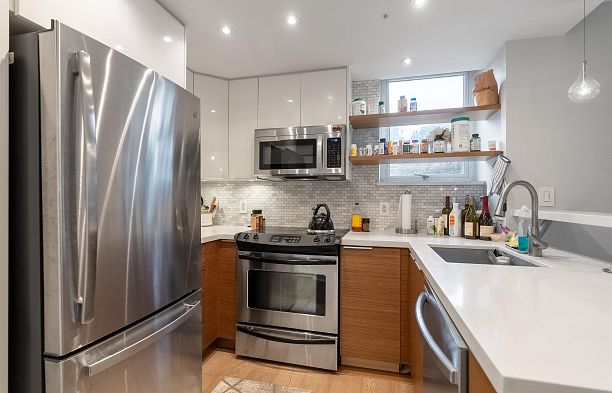 308 1008 Cambie Street Yaletown