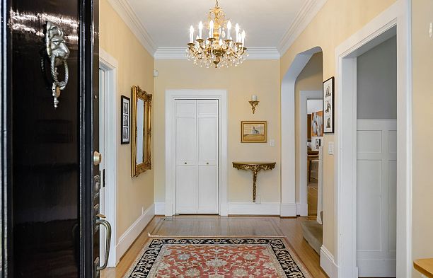 5425 Angus Drive Shaughnessy