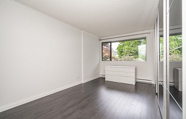 697 Moberly Road False Creek