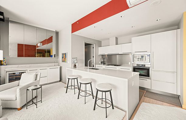 801 77 Walter Hardwick Avenue False Creek