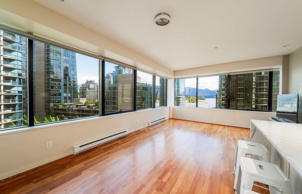502 1333 W Georgia Street Coal Harbour