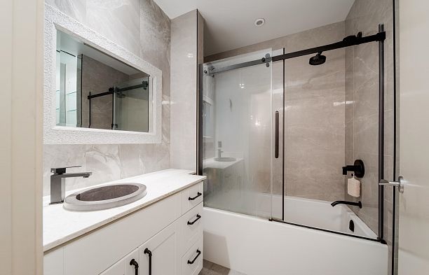 502 1333 W Georgia Street Coal Harbour