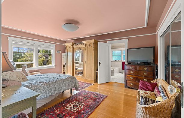 5662 Laburnum Street Shaughnessy