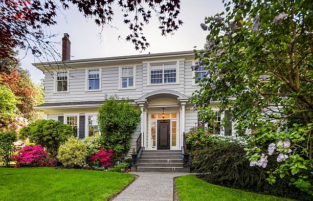 5425 Angus Drive Shaughnessy