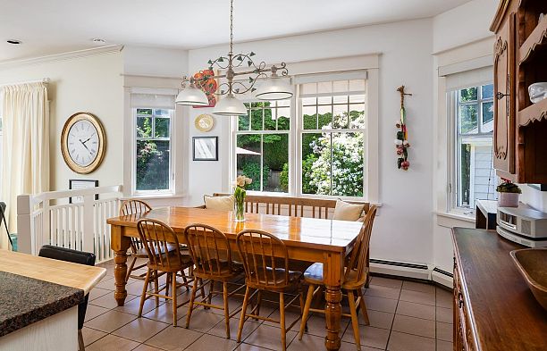 5425 Angus Drive Shaughnessy