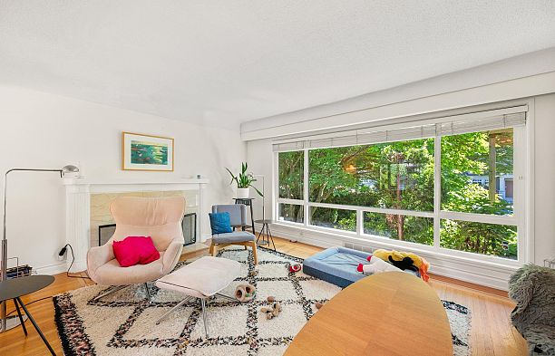 2323 W 23rd Avenue Arbutus