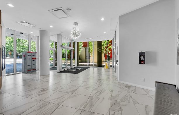610 88 W 1st Avenue False Creek