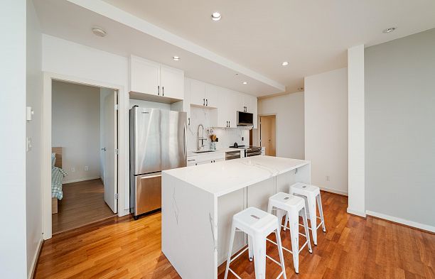 502 1333 W Georgia Street Coal Harbour