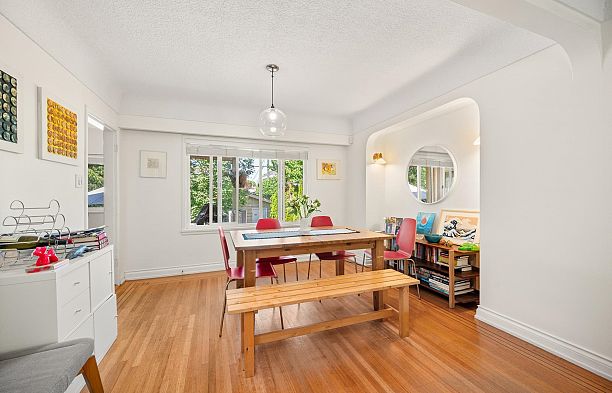 2323 W 23rd Avenue Arbutus
