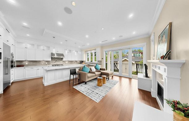 3393 W 27th Avenue Dunbar