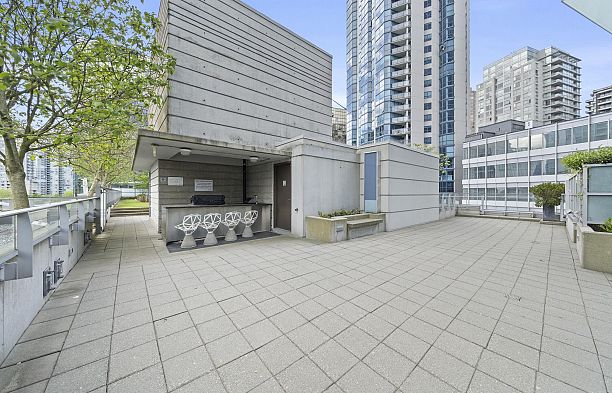 201 1409 W Pender Street Coal Harbour