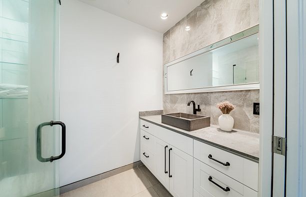502 1333 W Georgia Street Coal Harbour