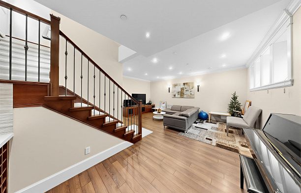 3393 W 27th Avenue Dunbar
