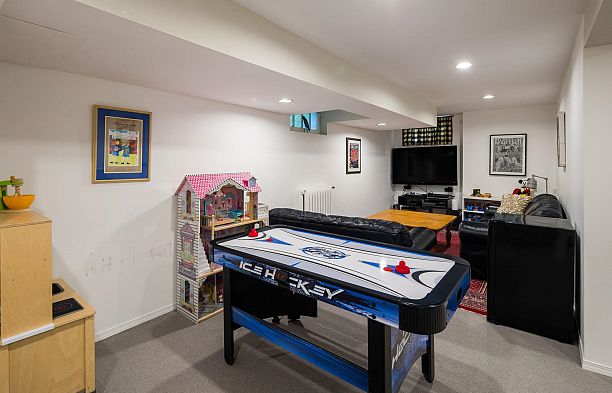 5425 Angus Drive Shaughnessy
