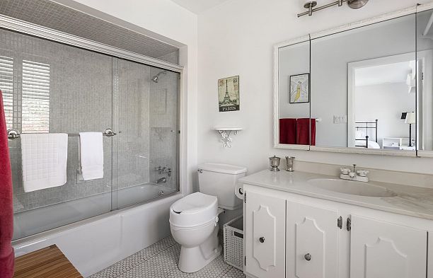 5425 Angus Drive Shaughnessy