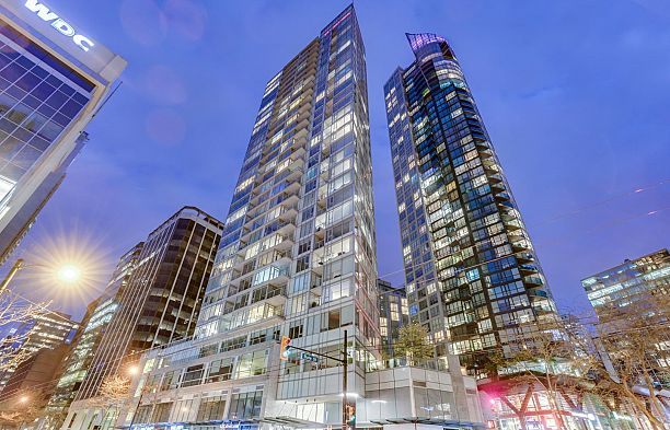 3201 1188 W Pender Street Coal Harbour