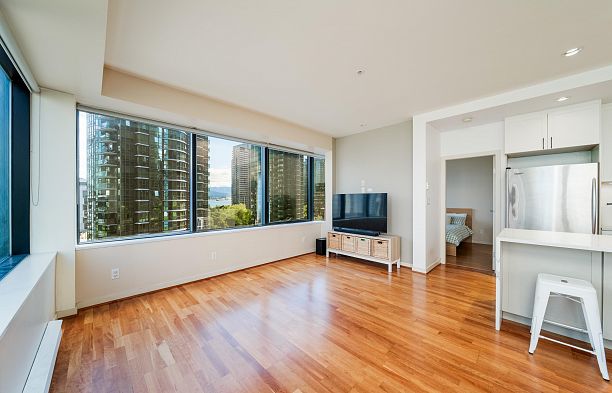 502 1333 W Georgia Street Coal Harbour