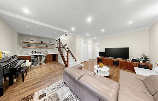 3393 W 27th Avenue Dunbar