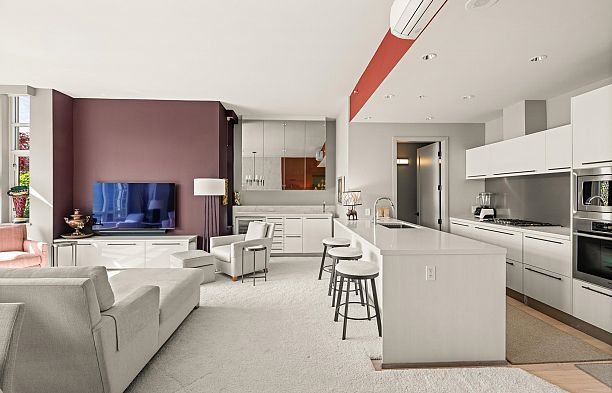 801 77 Walter Hardwick Avenue False Creek